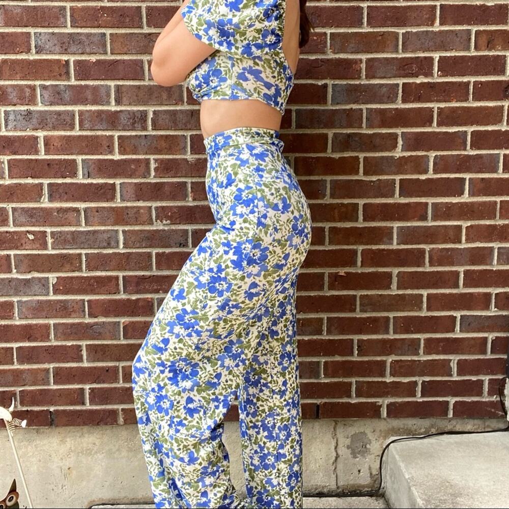 Missguided 70s inspired floral hi waist pants and crop top outfit 0 XS 2-piece - Picture 3 of 8
